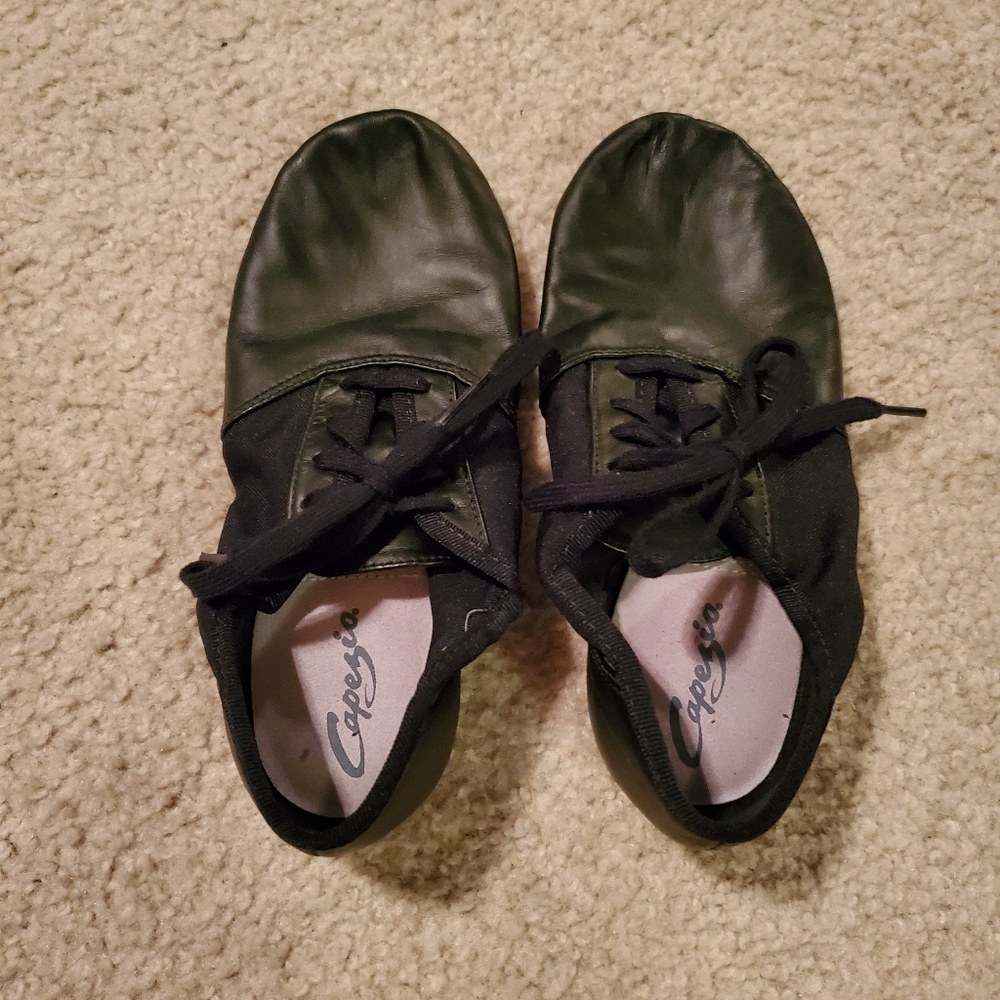 Capezio leather jazz shoes